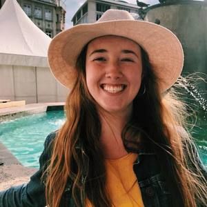 Meet your Posher, Isabel